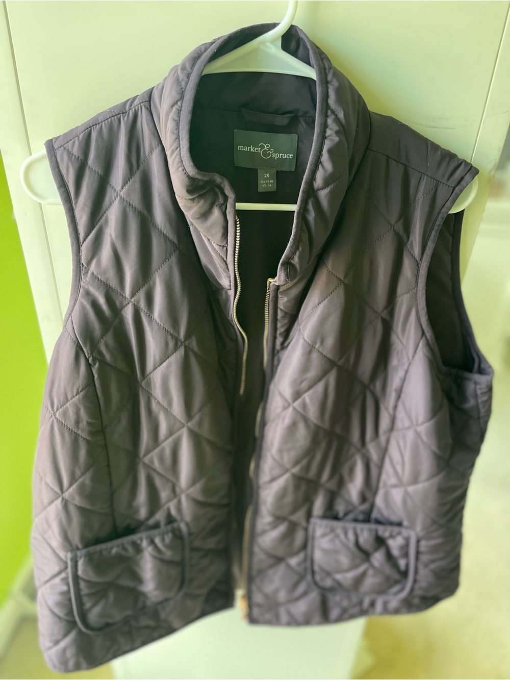 Market & Spruce Quilted Vest in Plum